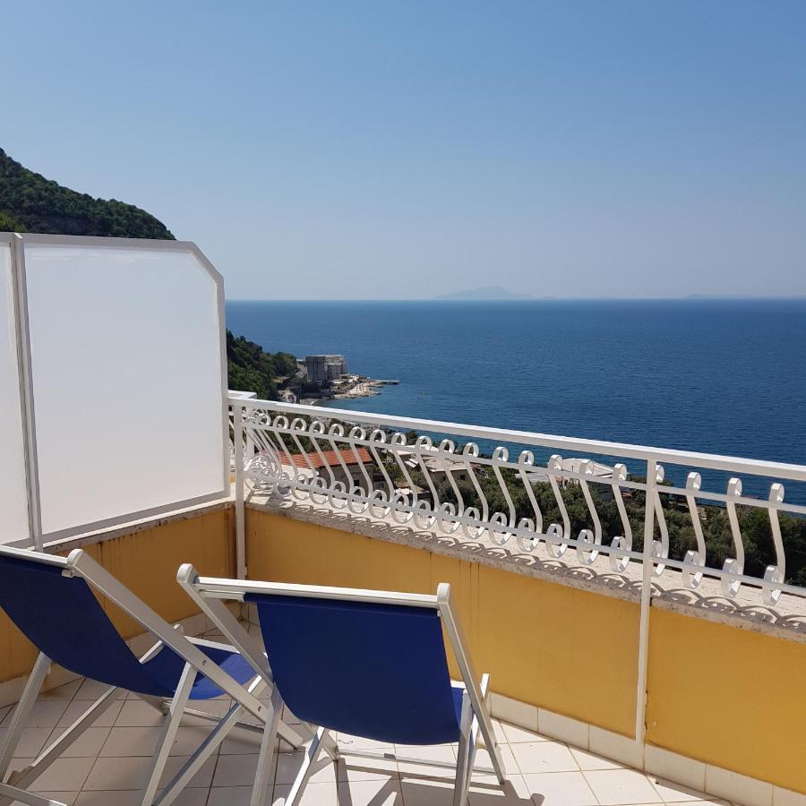 Hotel Lucia Castellammare di Stabia Eksteriør bilde