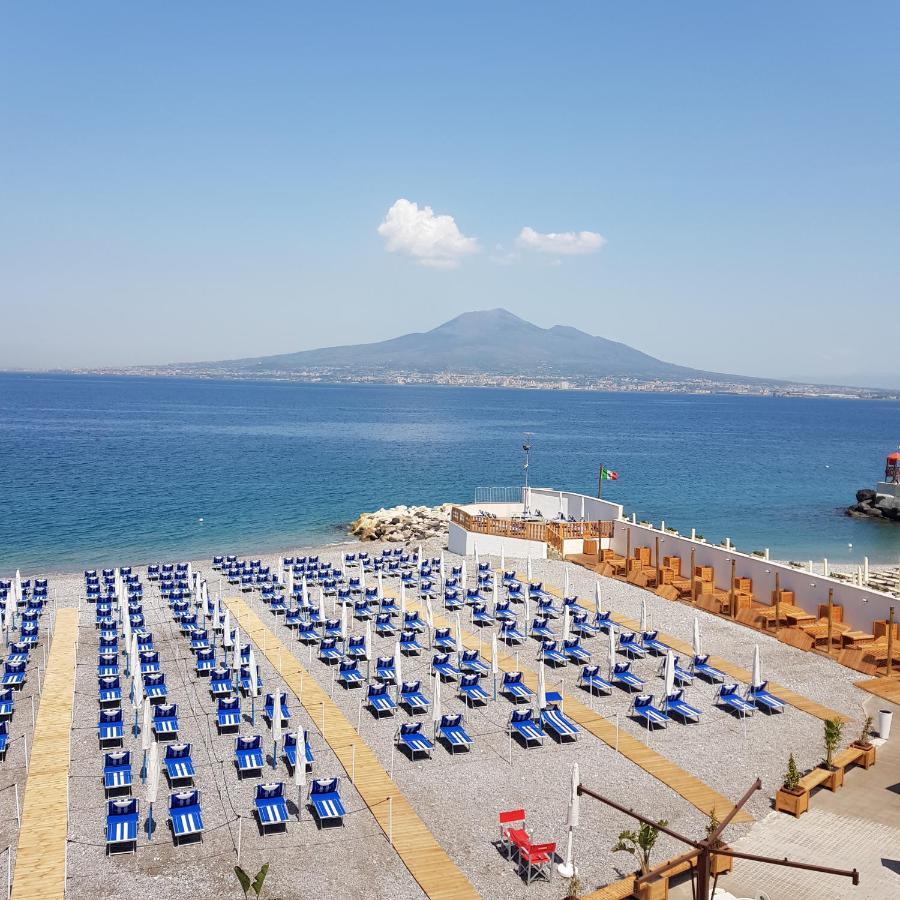 Hotel Lucia Castellammare di Stabia Eksteriør bilde